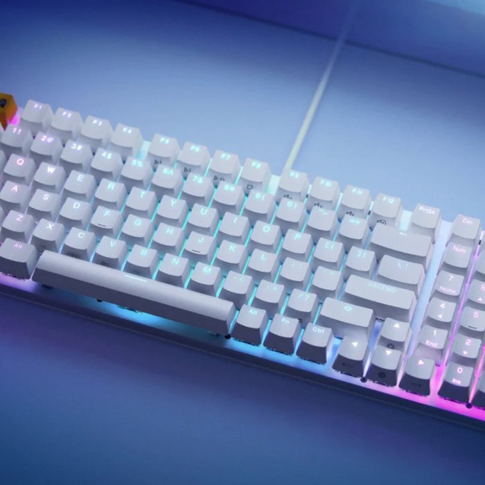 Glorious GMMK2 Full Size 96% Pre-Built Edition Modular Wired Mechanical Keyboard (Arabic) - White - Image 2