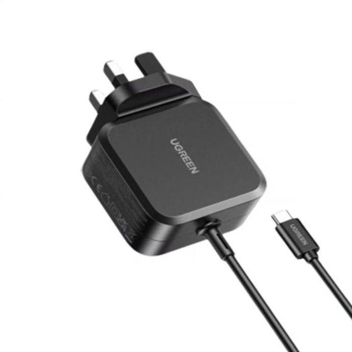 UGreen 67W Type-C Power Adapter With Changeable 3xDC Laptop Power Connectors