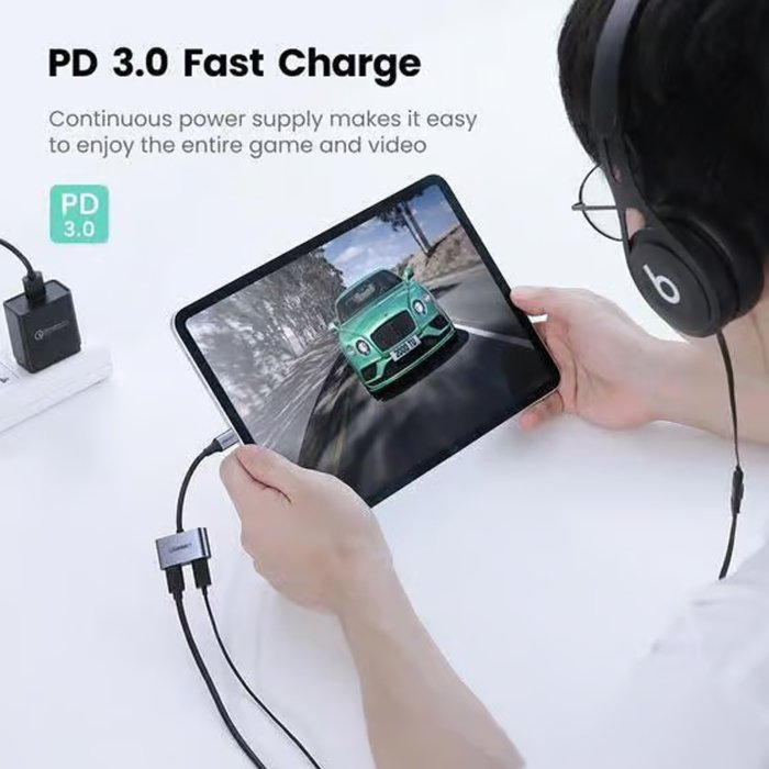 UGreen 2-in-1 USB-C to Headphone & Charger Audio Adapter - Image 2