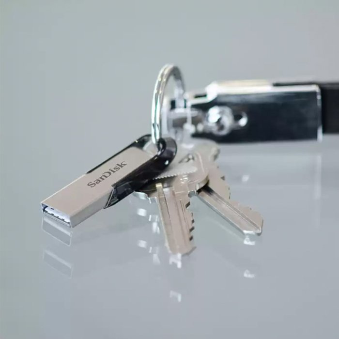 SanDisk 1TB Ultra Flair USB 3.0 Flash Drive Read Speeds Up to 150MB/s - Image 2